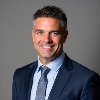 Carlo Maestro detailing senior specialist